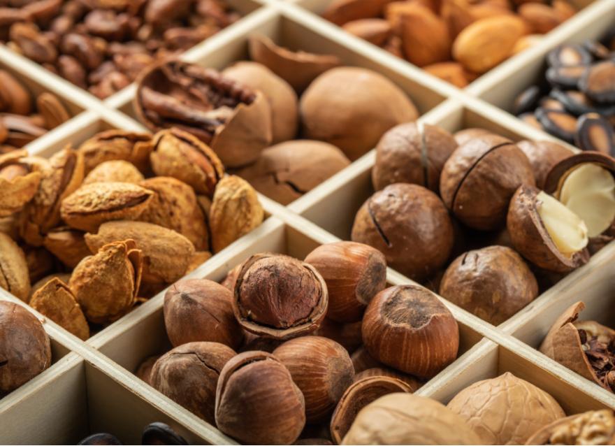 小年 | 堅果類是春節(jié)囤年貨必備零食，糖友該怎么吃？