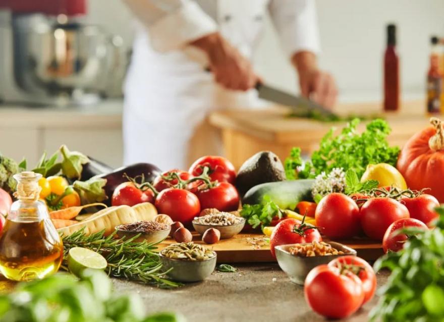  飲食控血糖，遠(yuǎn)離慢性疾病，華廣瑞特解讀2022《中國(guó)居民膳食指南》